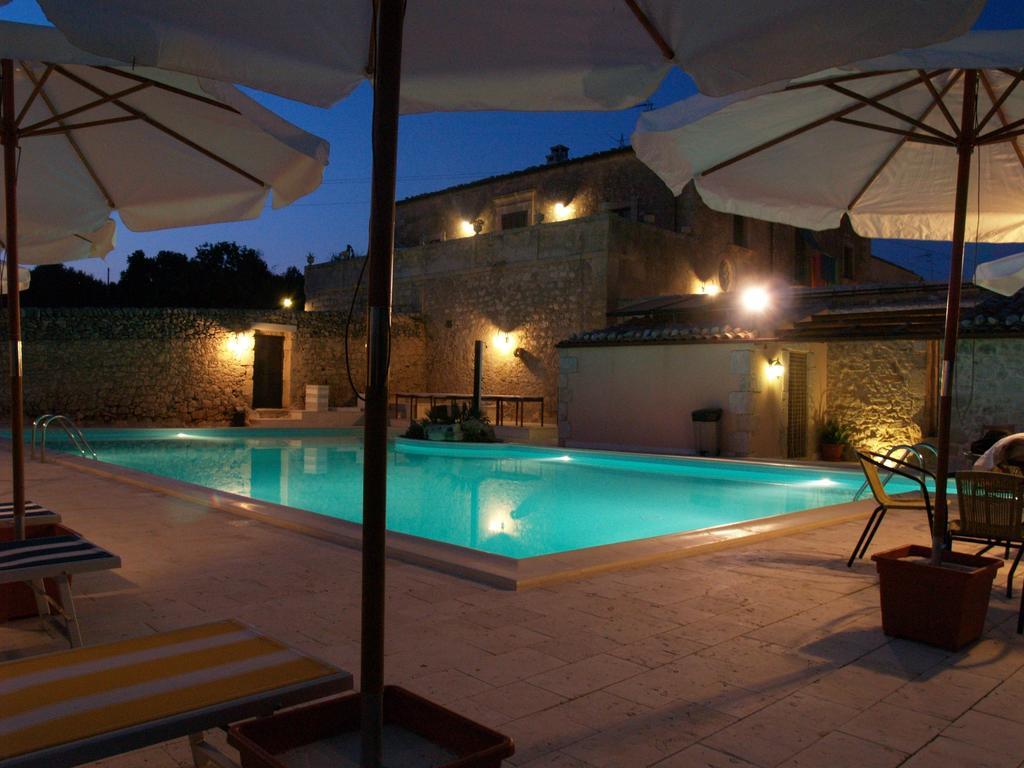 Casina Di Grotta Di Ferro Guest House ซานตาโกรเชกาเมรีนา ภายนอก รูปภาพ