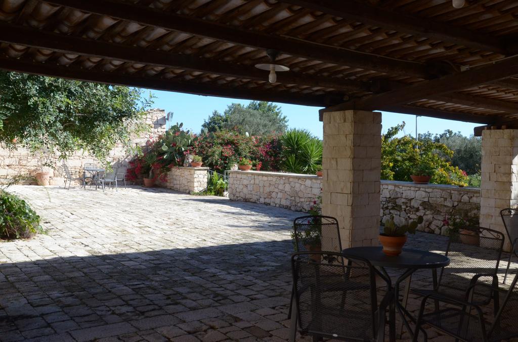 Casina Di Grotta Di Ferro Guest House ซานตาโกรเชกาเมรีนา ภายนอก รูปภาพ