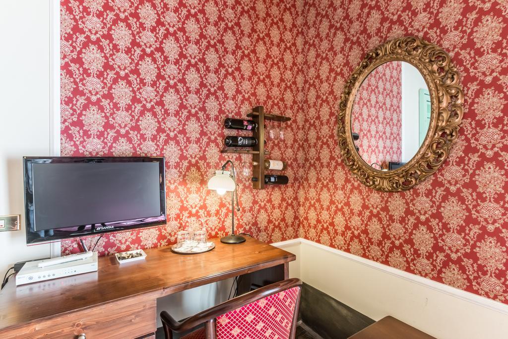 Casina Di Grotta Di Ferro Guest House ซานตาโกรเชกาเมรีนา ภายนอก รูปภาพ