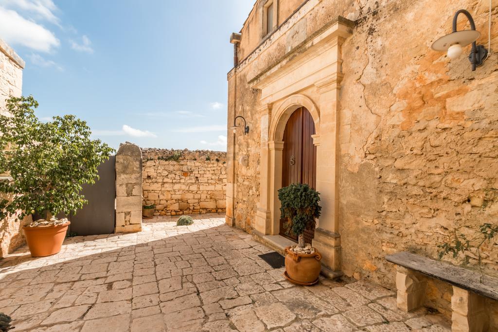 Casina Di Grotta Di Ferro Guest House ซานตาโกรเชกาเมรีนา ภายนอก รูปภาพ