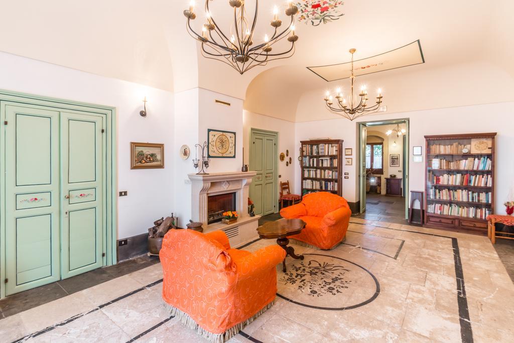 Casina Di Grotta Di Ferro Guest House ซานตาโกรเชกาเมรีนา ภายนอก รูปภาพ