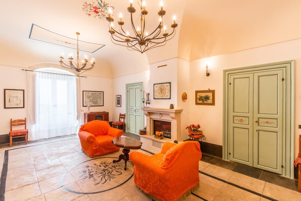 Casina Di Grotta Di Ferro Guest House ซานตาโกรเชกาเมรีนา ภายนอก รูปภาพ
