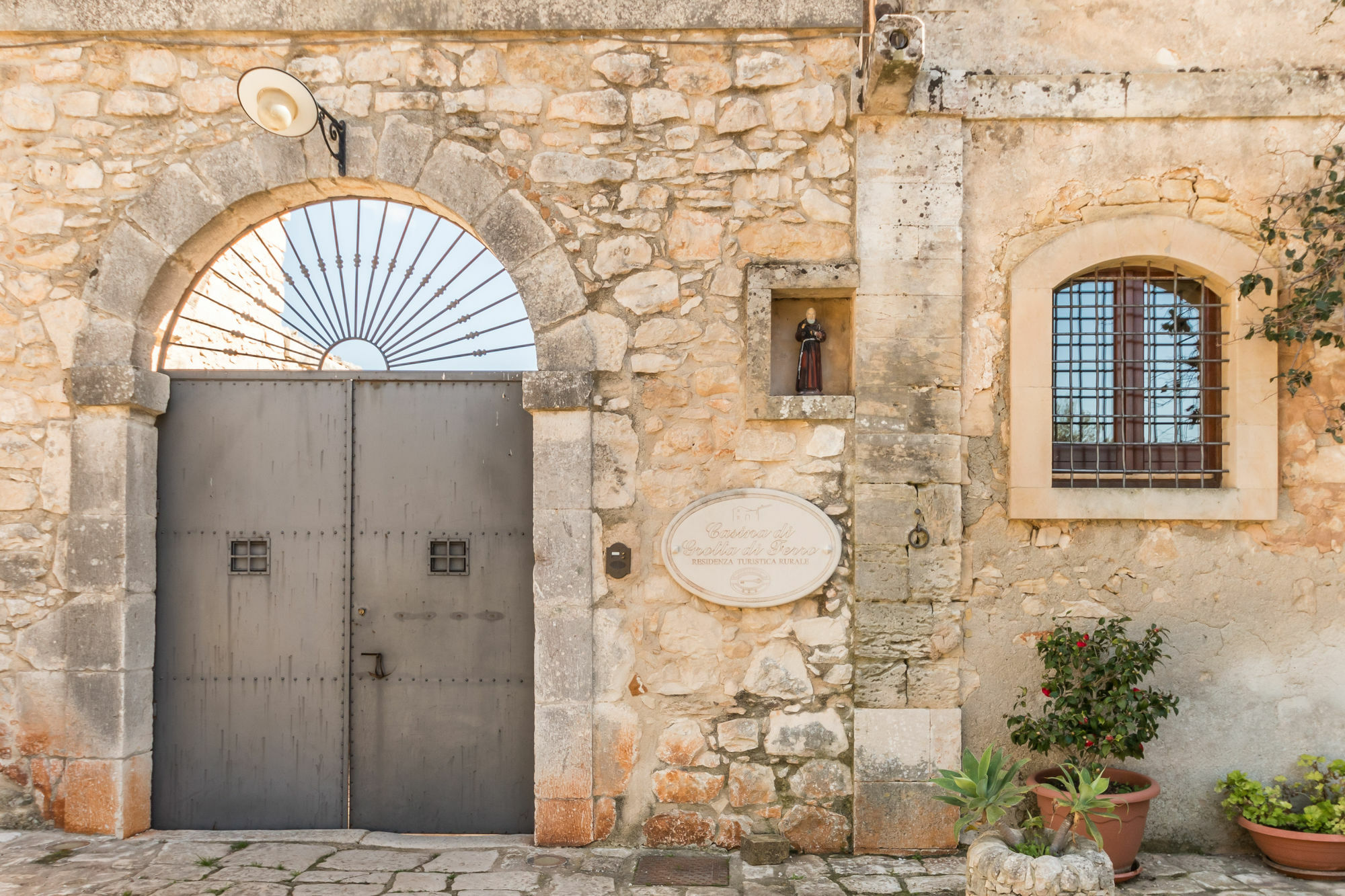 Casina Di Grotta Di Ferro Guest House ซานตาโกรเชกาเมรีนา ภายนอก รูปภาพ