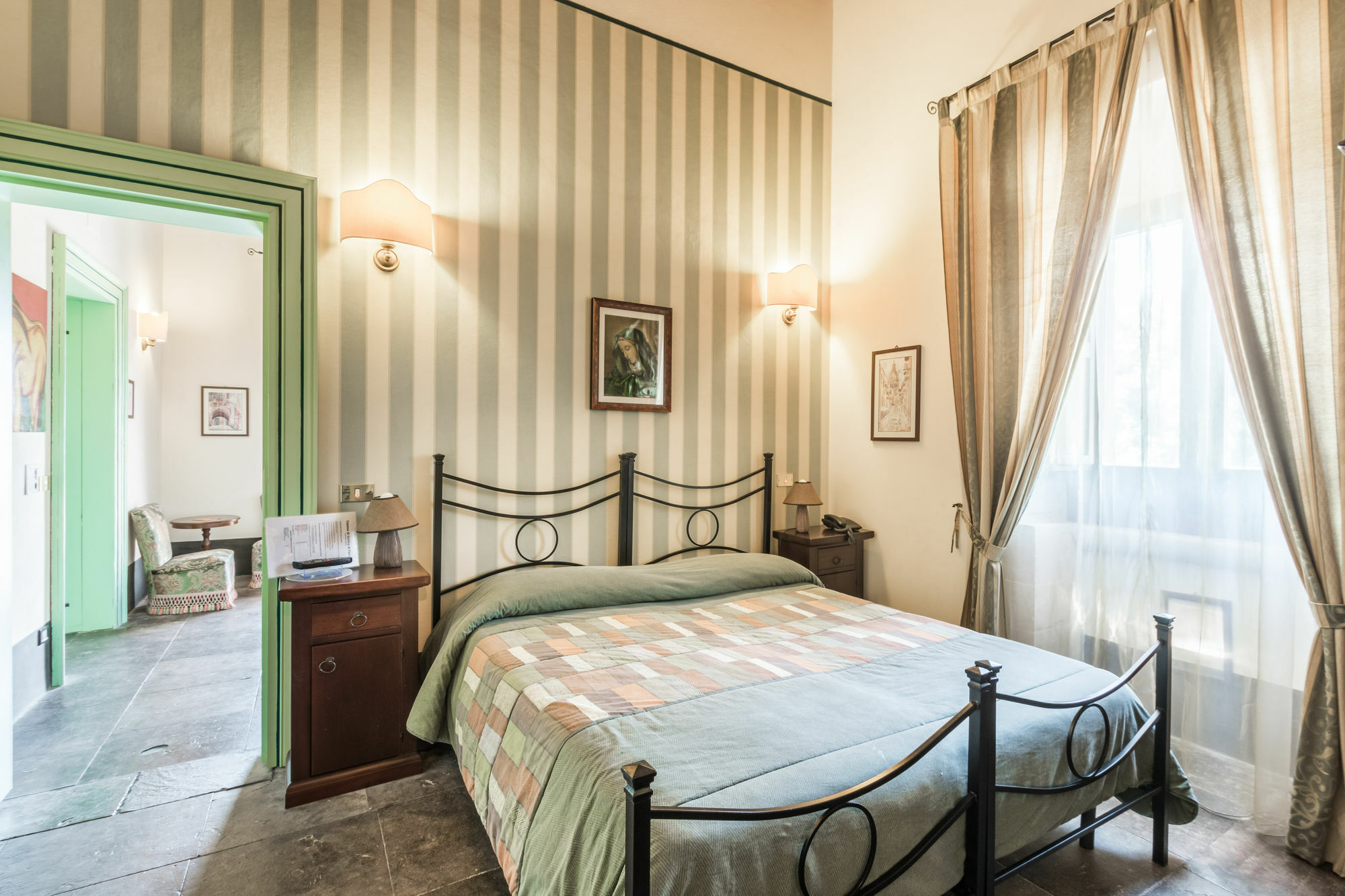 Casina Di Grotta Di Ferro Guest House ซานตาโกรเชกาเมรีนา ภายนอก รูปภาพ