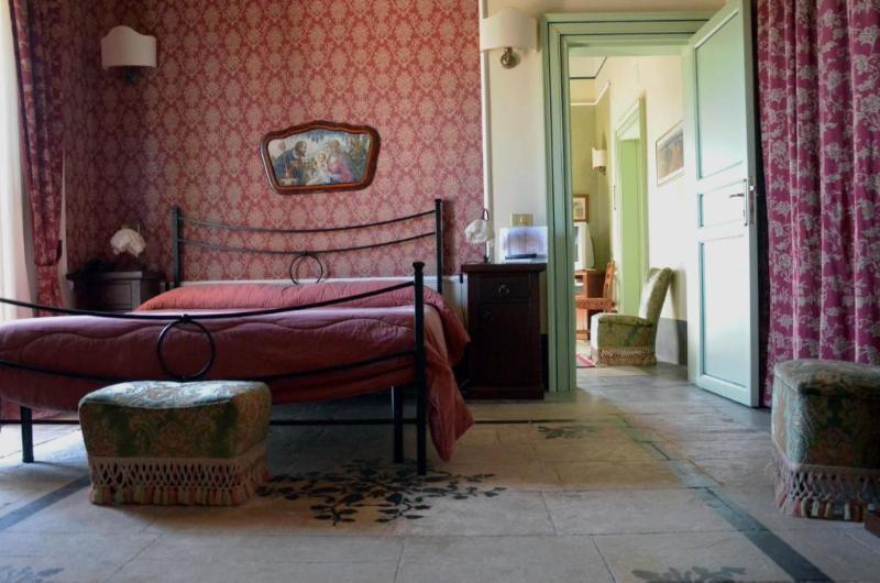 Casina Di Grotta Di Ferro Guest House ซานตาโกรเชกาเมรีนา ภายนอก รูปภาพ